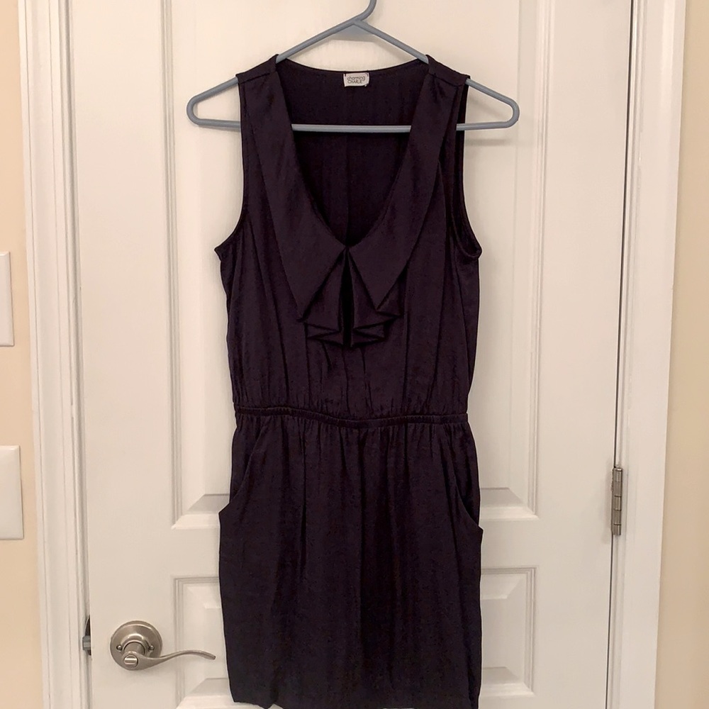 Perfect navy dress for Summer!
